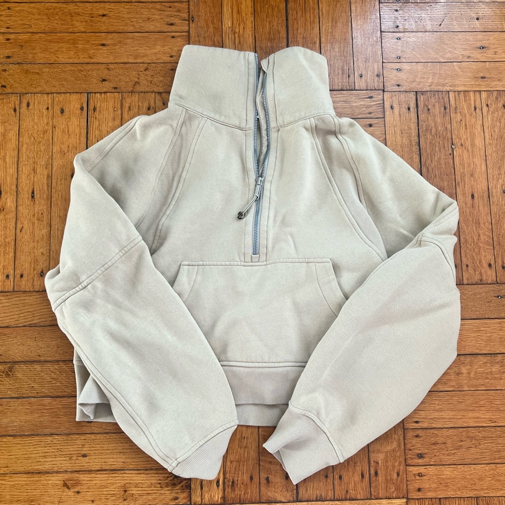 Lululemon beige half zip XS/S